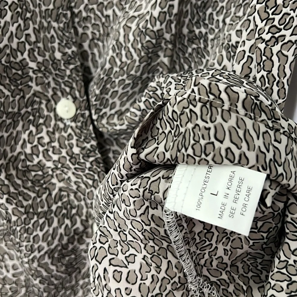 Bellagio button down long sleeve blouse size L - Picture 3 of 8